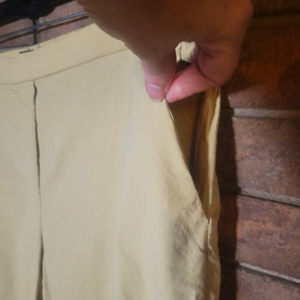 THEORY Treeca Pull-On Pant in Admiral Crepe - Color "Rice", Ankle - Size L - Picture 3 of 11